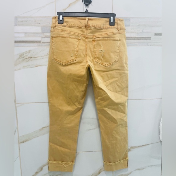 Refuge Womens Skinny Distressed Tan  Jeans Size 8 - Picture 8 of 11